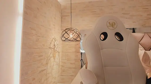 grace daviss online show from March 25, 10:47 am