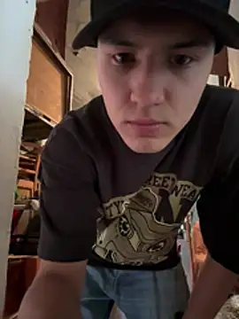 El awo  online show from February 7, 8:39 pm