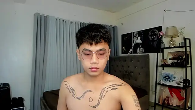 UncensoredCock online show from October 20, 4:51 pm