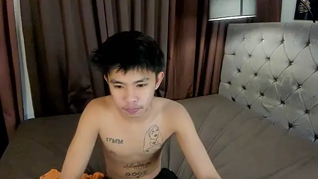 UncensoredCock online show from November 21, 5:23 pm