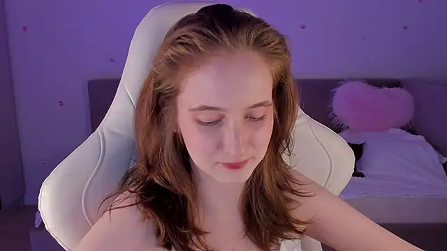 Snapshot of CrystalSoul_ chatting on October 28, 9:58 pm CrystalSoul online show from October 28, 9:58 pm