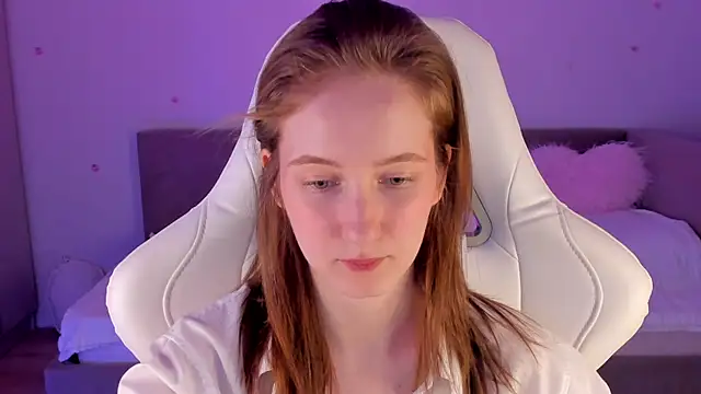 Snapshot of CrystalSoul_ chatting on November 14, 12:14 am CrystalSoul online show from November 14, 12:14 am