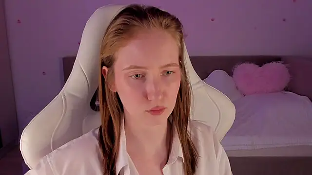 Snapshot of CrystalSoul_ chatting on November 10, 9:20 pm CrystalSoul online show from November 10, 9:20 pm