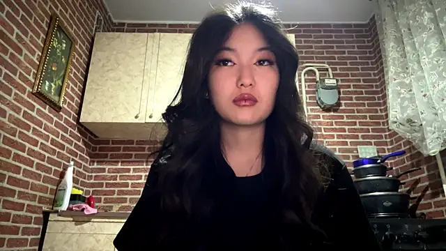 EmmaLeexth online show from January 9, 2:13 pm