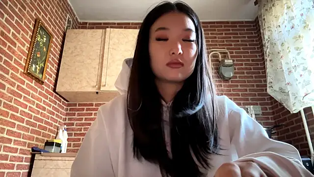 EmmaLeexth online show from March 26, 10:24 am