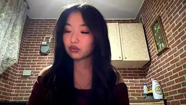 EmmaLeexth online show from December 22, 2:06 pm