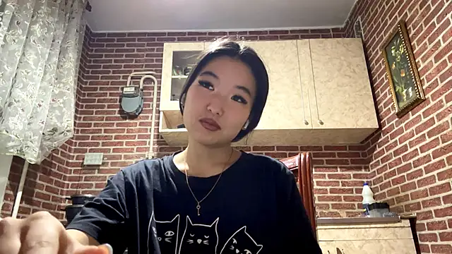 EmmaLeexth online show from November 8, 12:31 pm