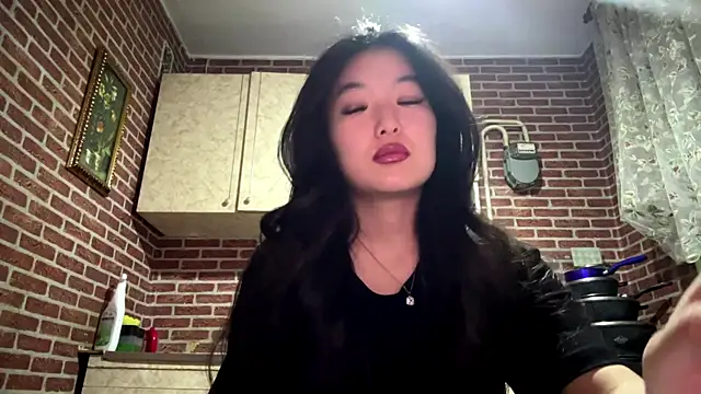 EmmaLeexth online show from January 11, 2:13 pm