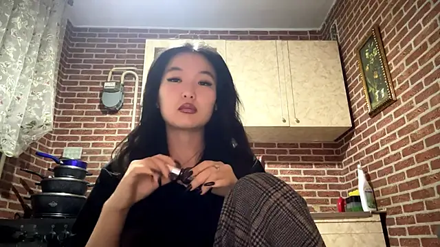 EmmaLeexth online show from January 10, 2:01 pm