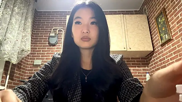 Snapshot of EmmaLeexth chatting on October 30, 12:25 pm EmmaLeexth online show from October 30, 12:25 pm