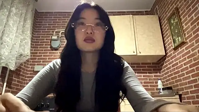 EmmaLeexth online show from November 23, 12:59 pm