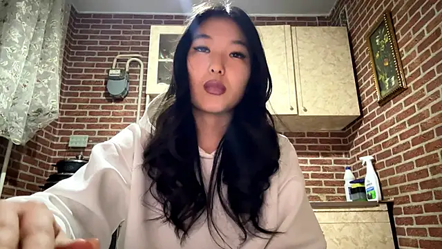 EmmaLeexth online show from February 9, 2:04 pm