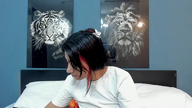 KENDRAOWEN online show from October 11, 8:54 pm