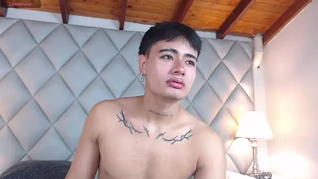 Clement Reyes online show from October 8, 12:39 pm