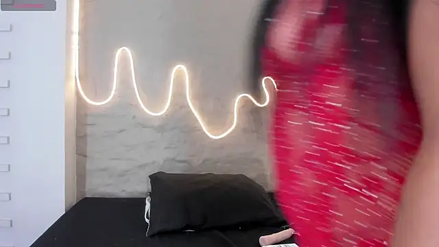 Naomy gyal online show from October 4, 7:15 pm