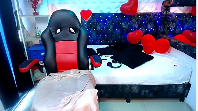 Amy dl online show from February 18, 12:34 pm