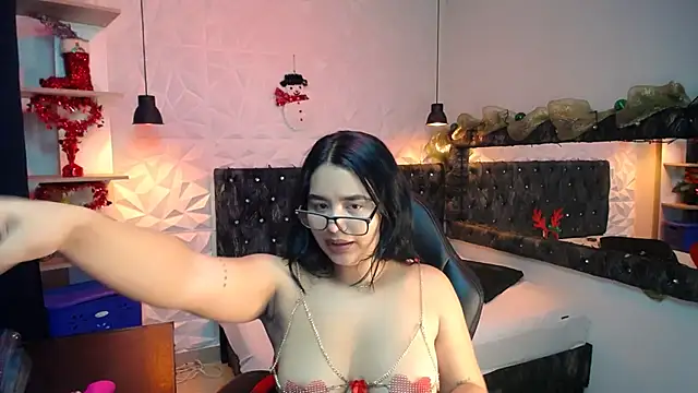 Amy dl online show from November 28, 12:27 pm