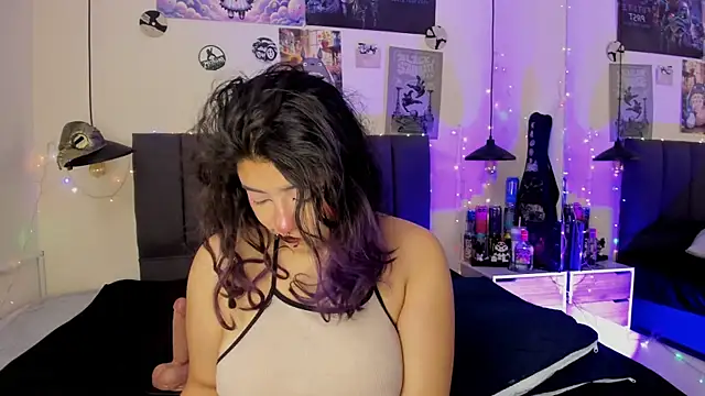 SabrinaV  online show from June 26, 11:27 am