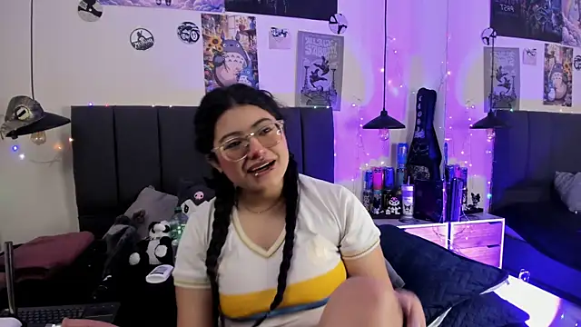 SabrinaV  online show from July 3, 11:28 am