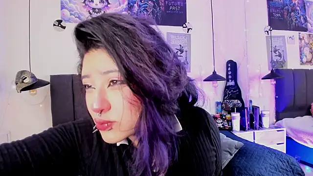 SabrinaV  online show from June 19, 11:38 am