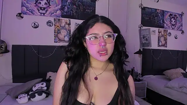 SabrinaV  online show from March 14, 11:27 am