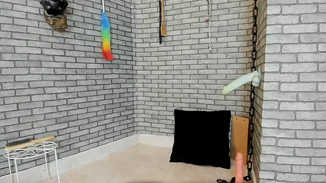 Snapshot of BDSM_MEDUZA chatting on November 28, 11:43 am BDSM MEDUZA online show from November 28, 11:43 am