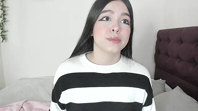 Dulcee 1 online show from November 29, 11:10 am