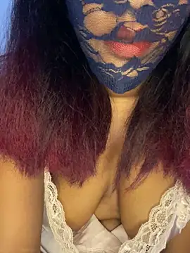 Snapshot of morjana2001 chatting on November 11, 10:26 pm morjana2001 online show from November 11, 10:26 pm