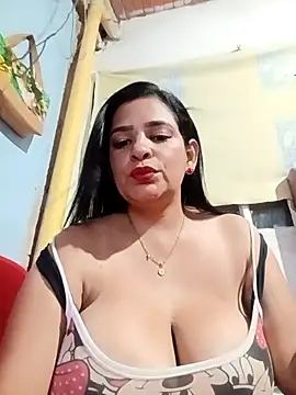 Snapshot of Hugueboobs_chantall_ chatting on September 26, 11:44 pm Hugueboobs chantall online show from September 26, 11:44 pm