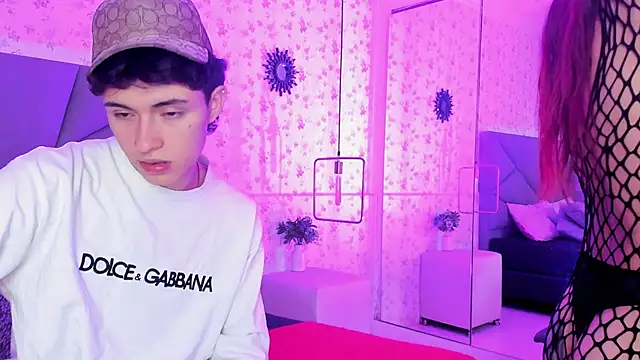 meganandtylerr19 online show from November 25, 12:05 pm