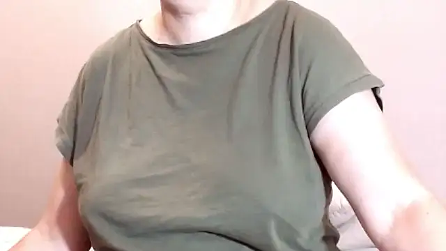 Snapshot of NastyAssxx chatting on June 7, 8:30 am NastyAssxx online show from June 7, 8:30 am