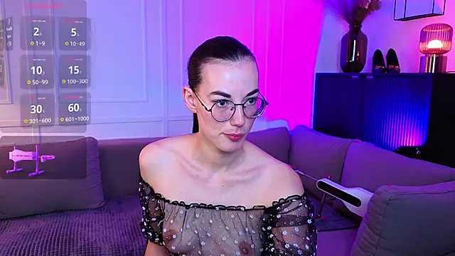 EmmaJakson online show from October 14, 5:35 pm