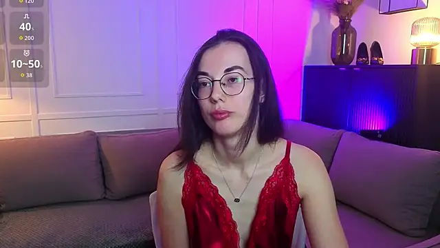 EmmaJakson online show from December 2, 5:47 pm