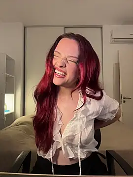 jazmin-here online show from November 24, 11:49 pm