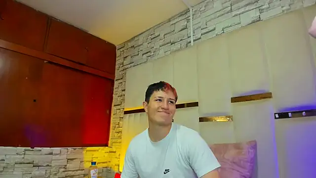 ANLLELOAndANGELA online show from February 9, 3:54 pm