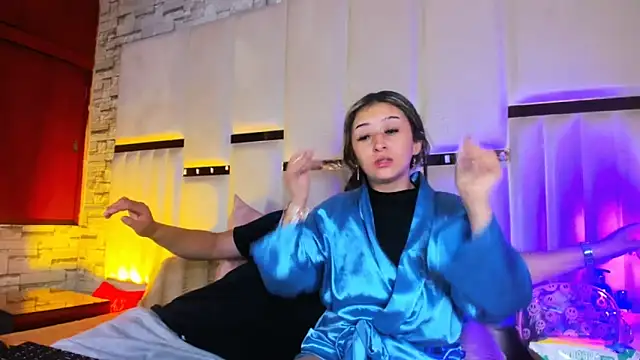 ANLLELOAndANGELA online show from February 7, 4:59 pm