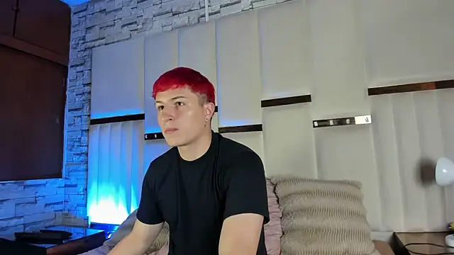 ANLLELOAndANGELA online show from March 29, 5:47 pm