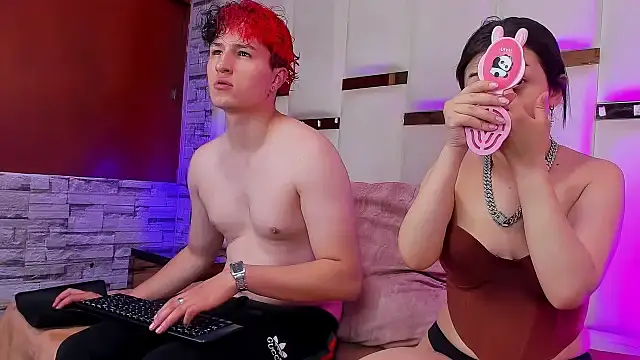 Snapshot of ANLLELOAndANGELA chatting on November 19, 3:23 pm ANLLELOAndANGELA online show from November 19, 3:23 pm