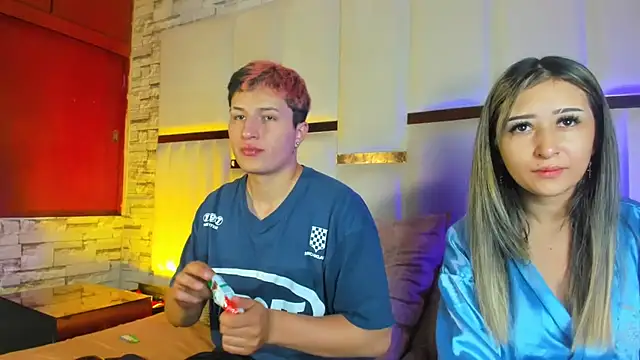 ANLLELOAndANGELA online show from February 12, 5:56 pm