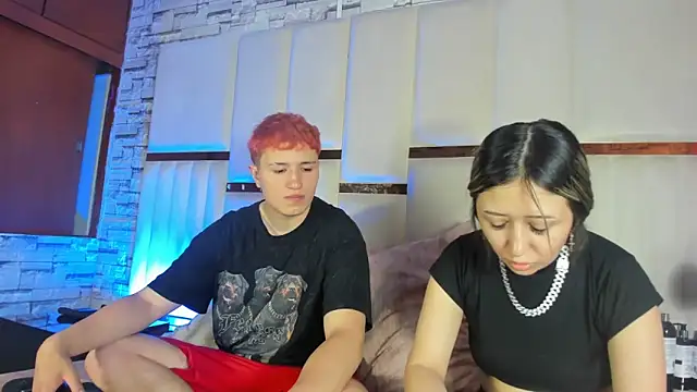 ANLLELOAndANGELA online show from March 26, 4:38 pm