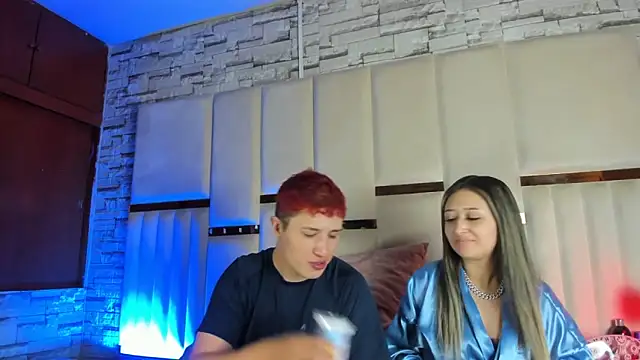 ANLLELOAndANGELA online show from March 13, 8:25 pm