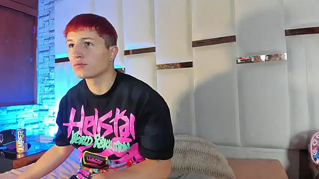 ANLLELOAndANGELA online show from March 4, 5:10 pm