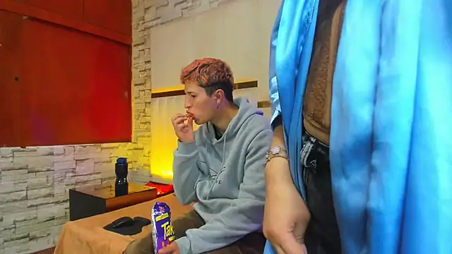 ANLLELOAndANGELA online show from February 13, 4:40 pm