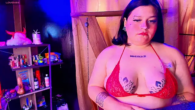 Miilaa    online show from November 22, 12:48 pm