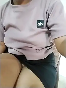 Karin 39 online show from July 3, 3:51 pm