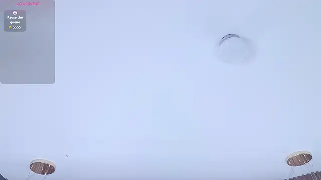 IrissBloom online show from November 1, 7:08 pm