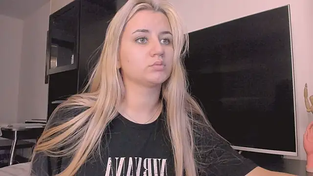 BarbaraSiren online show from November 1, 12:10 pm