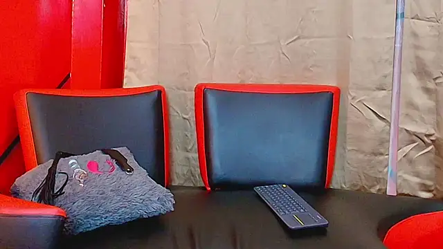 Selenegomezz online show from November 29, 7:36 pm