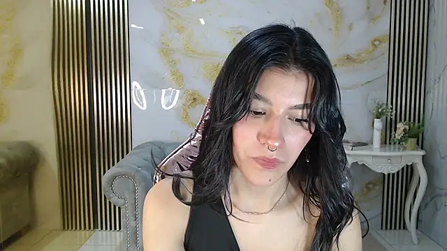 helena1 s online show from October 18, 8:33 pm