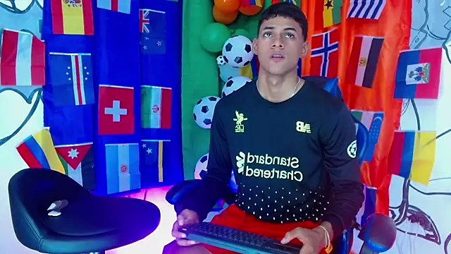 deivid bigcock1 online show from July 14, 12:32 am